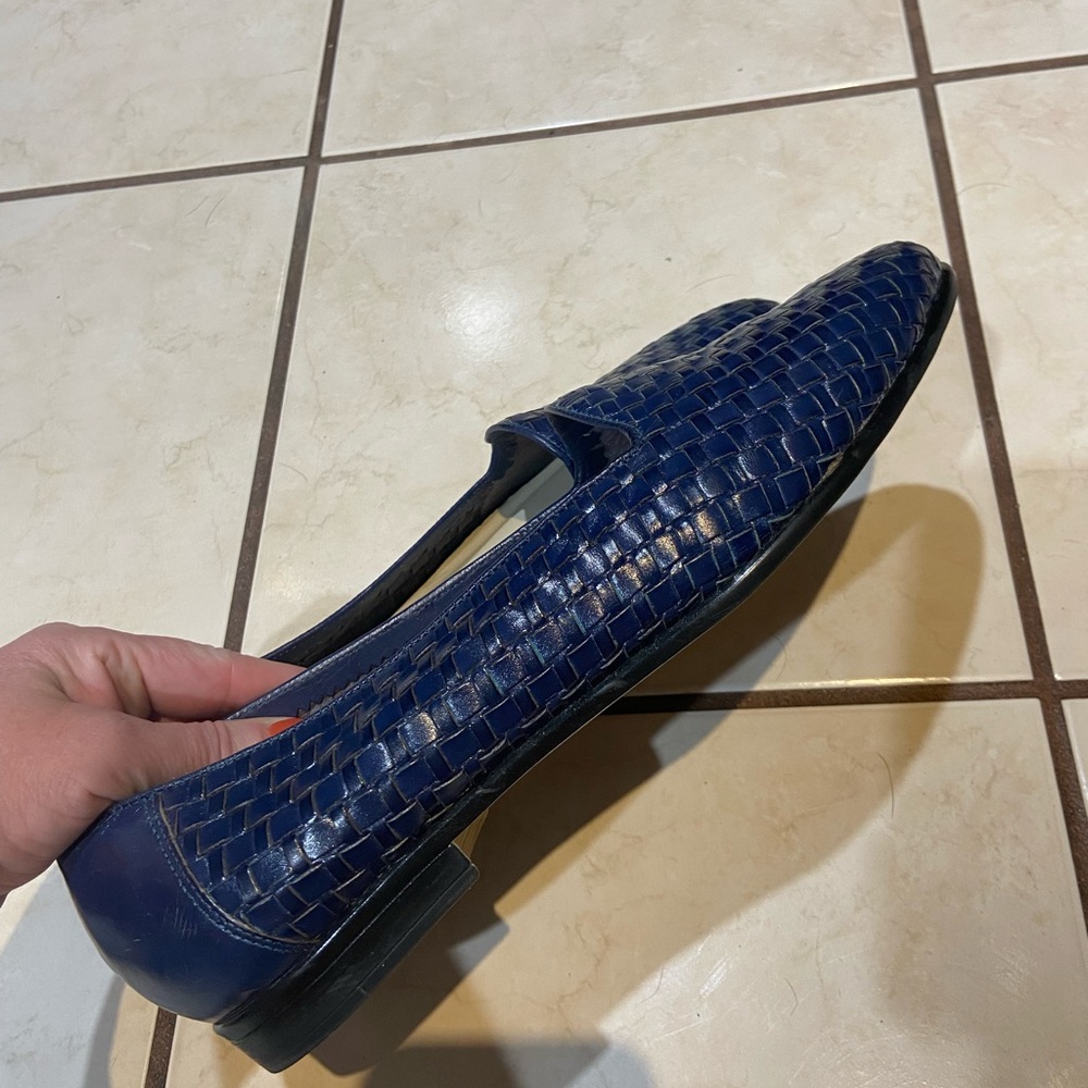Trotters Liz in navy sz 12W - Picture 5 of 8